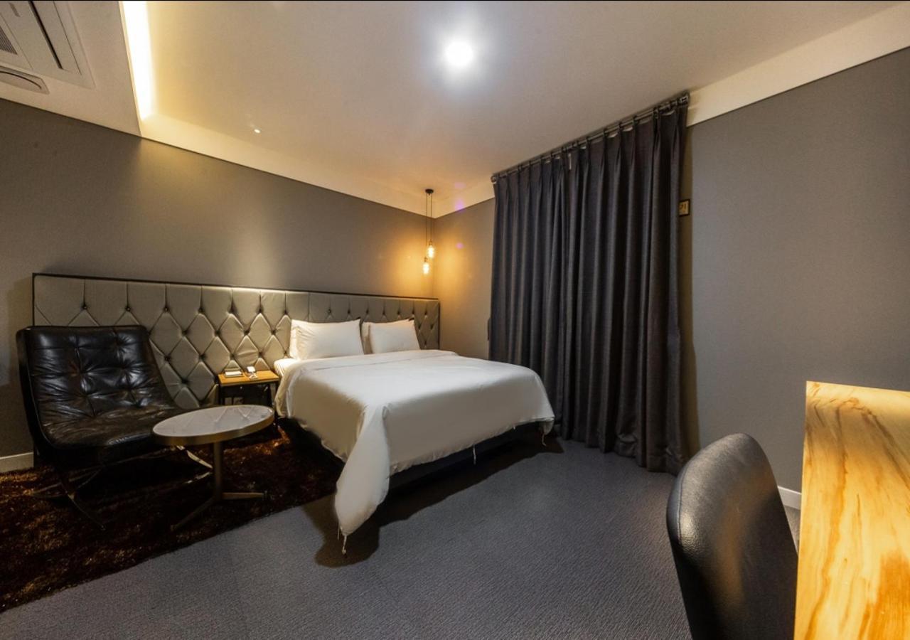 West In Hotel Yeosu Exterior photo