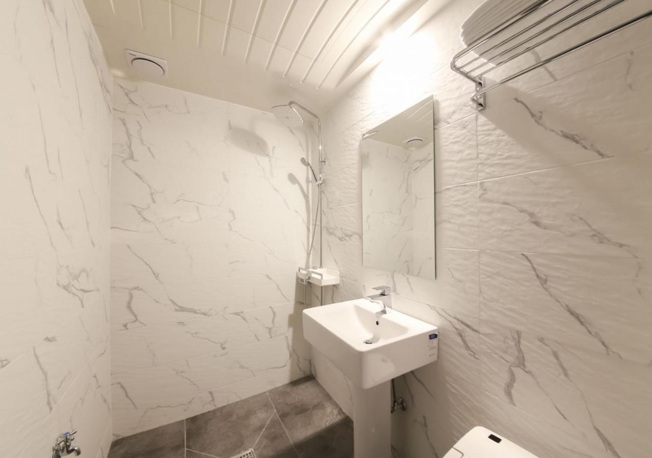 West In Hotel Yeosu Exterior photo