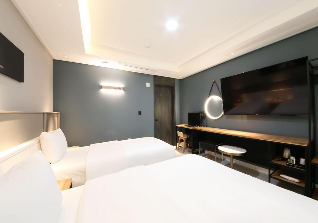 West In Hotel Yeosu Exterior photo
