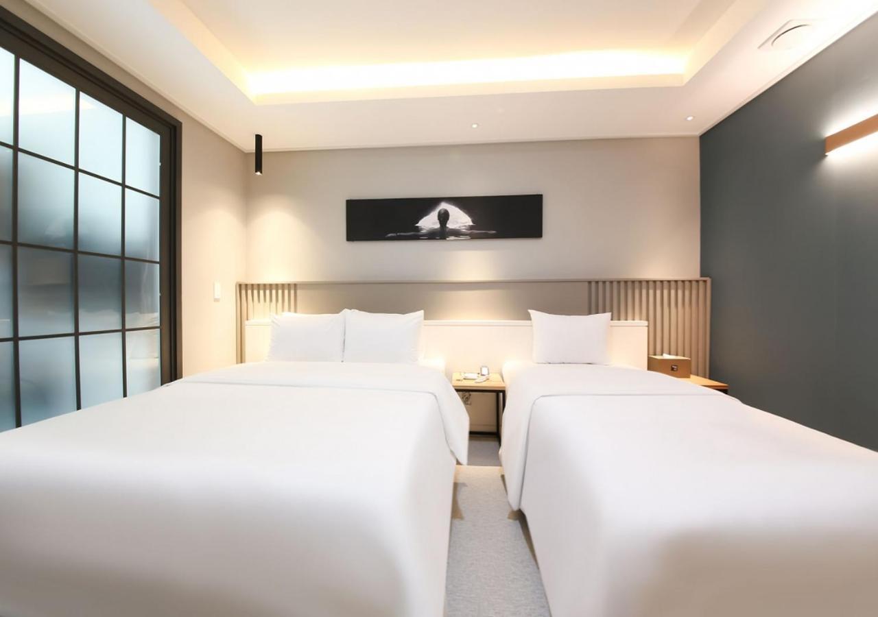 West In Hotel Yeosu Exterior photo