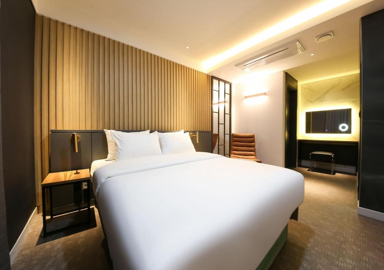 West In Hotel Yeosu Exterior photo